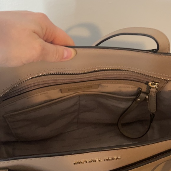 Michael Kors Bag - Picture 5 of 7